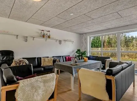 C11694-hemmet-klydevaenget-1 *
